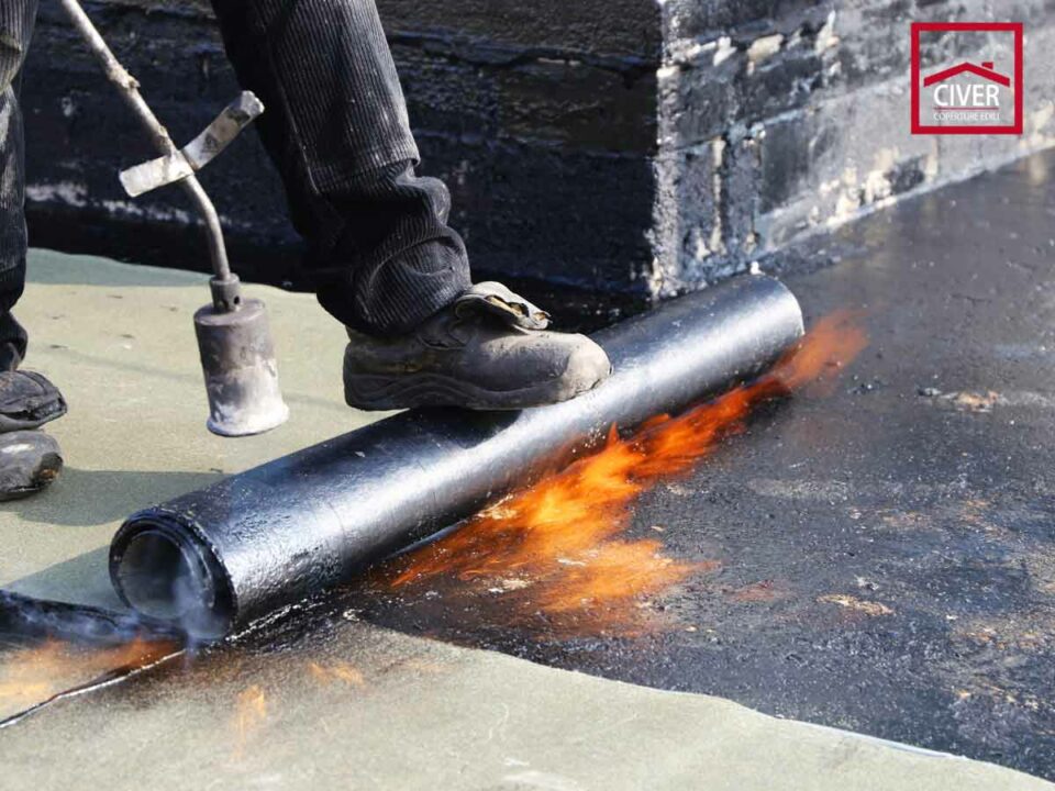 infiltrazioni d’acqua dal tetto, danni tetto temporale Brescia, rifacimento tetto, temporale Lago di Garda, Civer Coperture tetti, Civer Coperture Brescia.