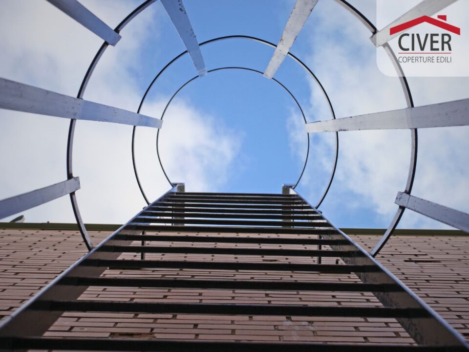 scale con gabbia Brescia, sicurezza, scale fisse con gabbia, scale di accesso a norma di legge, scale per accesso a tetti, Civer Coperture Brescia